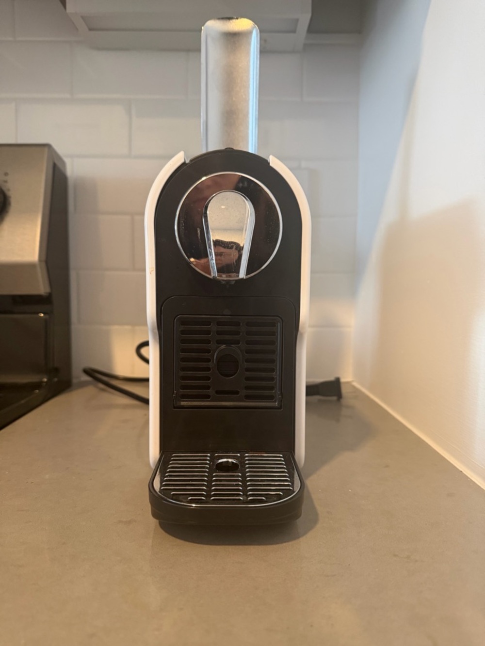Nespresso Beanglass Machine - Picture 3 of 10